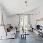 Stellatos House *