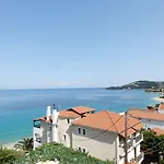 Stellatos House *