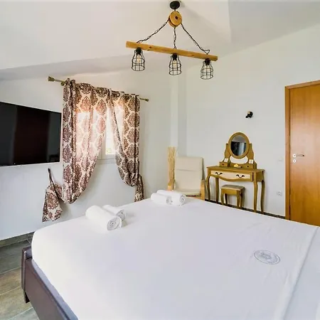 Stellatos House