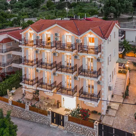 Appartement Stellatos House