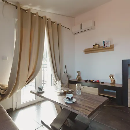 Stellatos House Apartment *