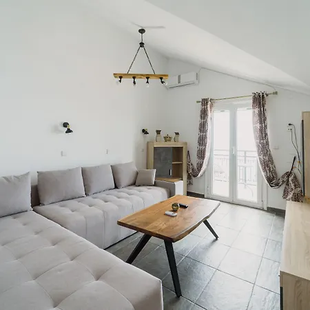 Stellatos House Apartment Poros (Kefalonia)