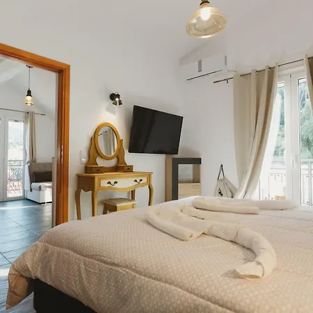 Appartement Stellatos House