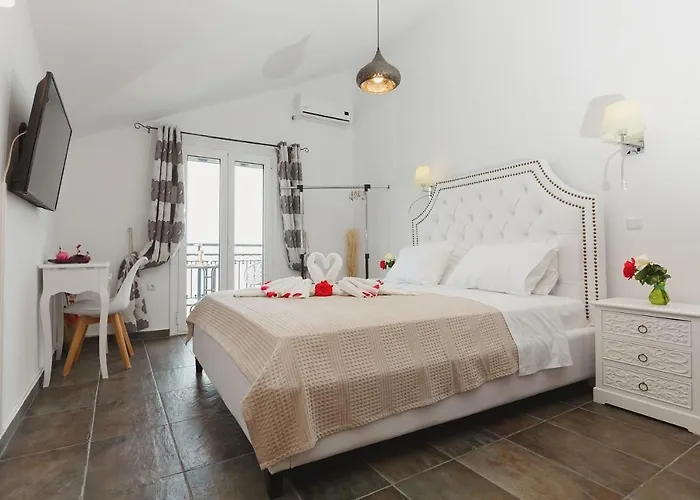 Stellatos House بوروس