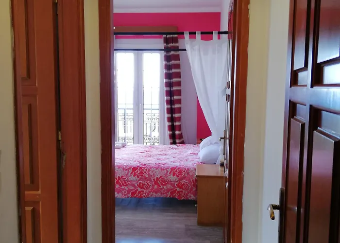 Stellatos House بوروس