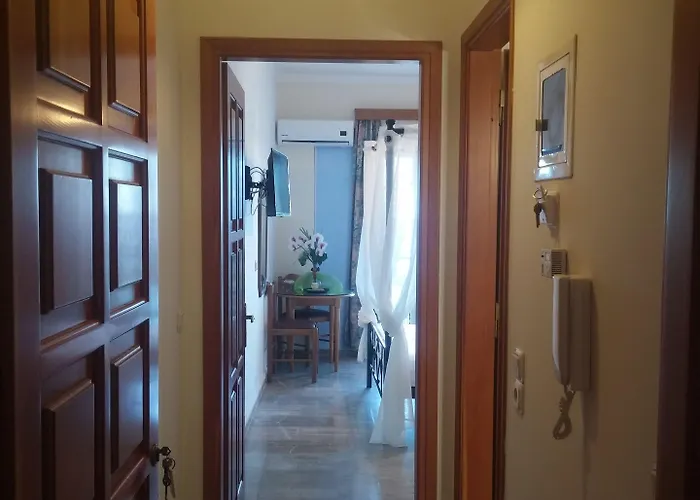 Stellatos House شقة