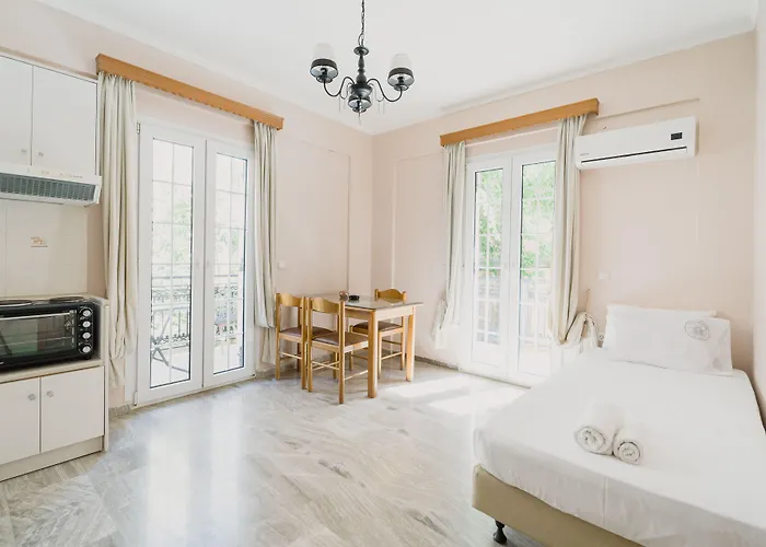 Stellatos House شقة بوروس