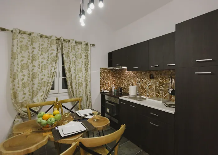 Stellatos House بوروس